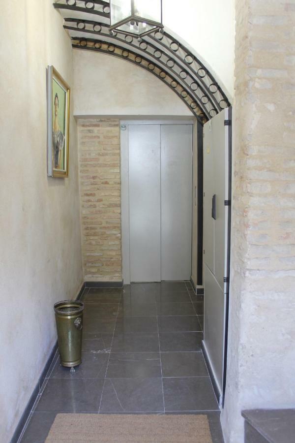 Apartamentos Reyes Catolicos 14 Sevilla Exteriör bild
