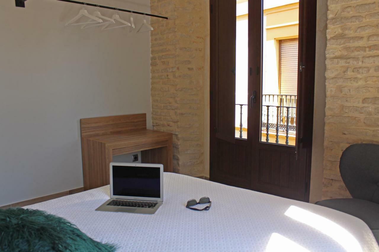 Apartamentos Reyes Catolicos 14 Sevilla Exteriör bild